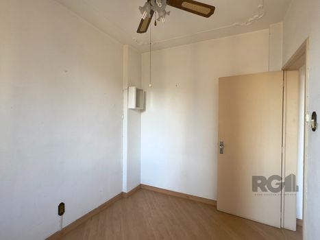 Foto 10 do(a) Apartamento de 2 quartos à venda em Centro Histórico, Porto Alegre
