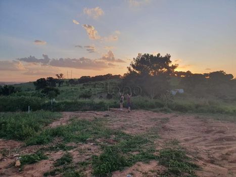 Foto 6 do(a) Casa em Condomínio false à venda em Colinas do Castelo, Jaguariúna