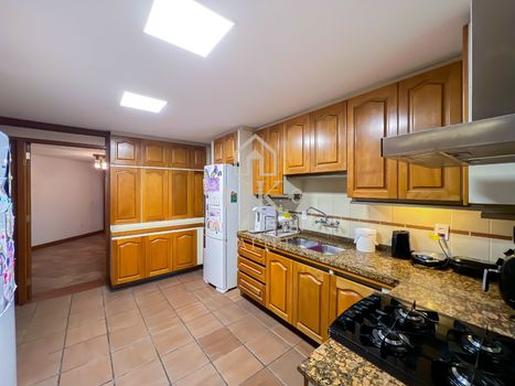 Foto 26 do(a) Apartamento de 4 quartos à venda em Moinhos de Vento, Porto Alegre