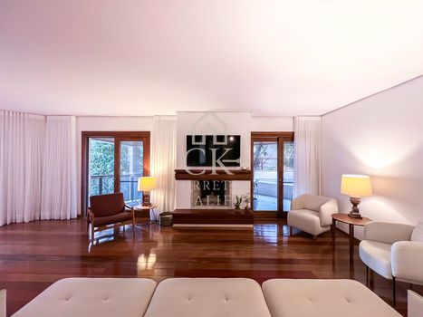 Foto 4 do(a) Apartamento de 4 quartos à venda em Moinhos de Vento, Porto Alegre