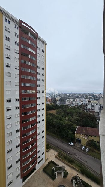 Foto 2 do(a) Apartamento de 3 quartos à venda em Rio Branco, Caxias do Sul