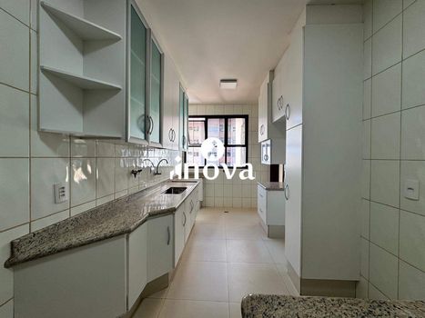 Foto 5 do(a) Apartamento de 5 quartos à venda em Centro, Uberaba