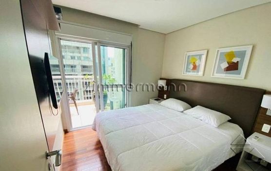 Foto 9 do(a) Flat de 1 quartos à venda em Vila Olímpia, São Paulo