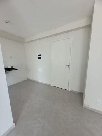 Foto 9 do(a) Apartamento de 2 quartos à venda em Petit-Trianon, Araçatuba