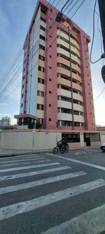 Foto 1 do(a) Apartamento de 3 quartos à venda em José Bonifácio, Fortaleza