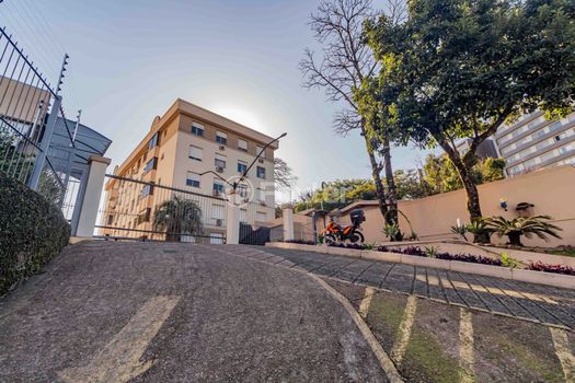 Foto 42 do(a) Apartamento de 2 quartos à venda em Glória, Porto Alegre