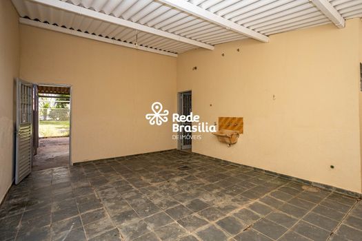 Foto 2 do(a) Casa de 1 quartos para alugar em Guará I, Brasília