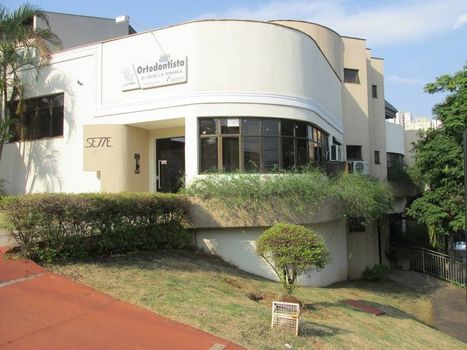 Foto 2 do(a) Edifício Inteiro false à venda em Quebec, Londrina