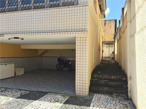 Foto 2 do(a) Casa de 4 quartos à venda em José Bonifácio, Fortaleza