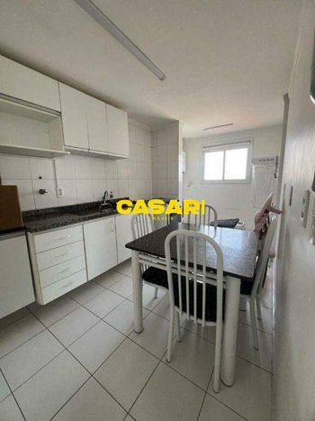 Foto 3 do(a) Apartamento de 2 quartos à venda em Jardim Santo Antônio, Santo André