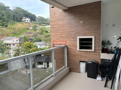 Foto 2 do(a) Apartamento de 3 quartos à venda em Córrego Grande, Florianópolis