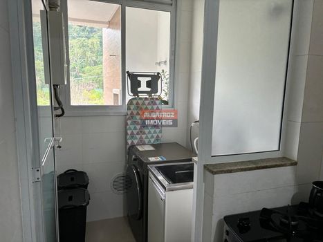Foto 13 do(a) Apartamento de 3 quartos à venda em Córrego Grande, Florianópolis