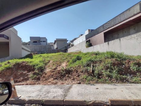 Foto 2 do(a) Terreno false à venda em Jardim Colonial, Bauru