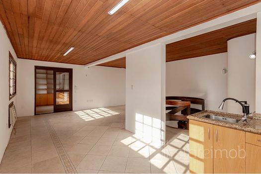 Foto 2 do(a) Cobertura de 3 quartos à venda em Mont Serrat, Porto Alegre