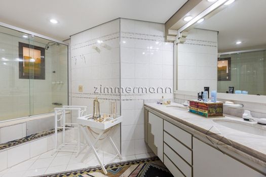 Foto 23 do(a) Apartamento de 4 quartos à venda em Campo Belo, São Paulo
