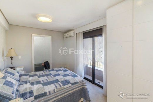 Foto 16 do(a) Apartamento de 3 quartos à venda em Mont Serrat, Porto Alegre