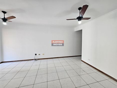 Foto 3 do(a) Apartamento de 3 quartos à venda em Córrego Grande, Florianópolis