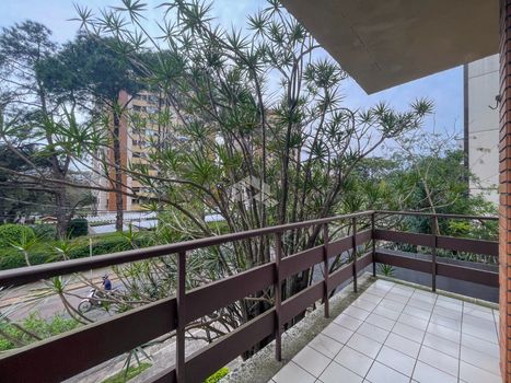 Foto 10 do(a) Apartamento de 3 quartos à venda em Bela Vista, Porto Alegre