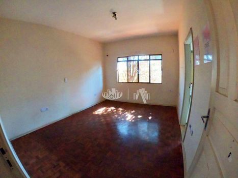 Foto 7 do(a) Casa de 4 quartos à venda em Vila Siam, Londrina