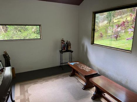 Foto 33 do(a) Casa de 5 quartos para alugar em Castelanea, Petrópolis