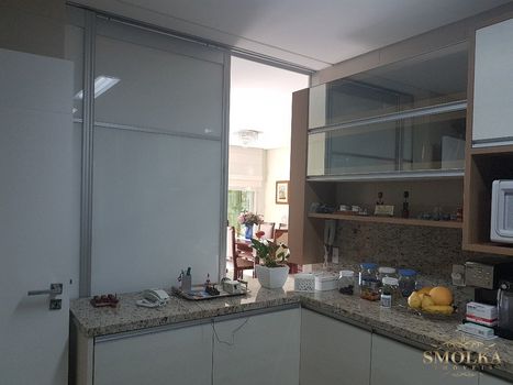 Foto 10 do(a) Apartamento de 3 quartos à venda em Jurerê, Florianópolis