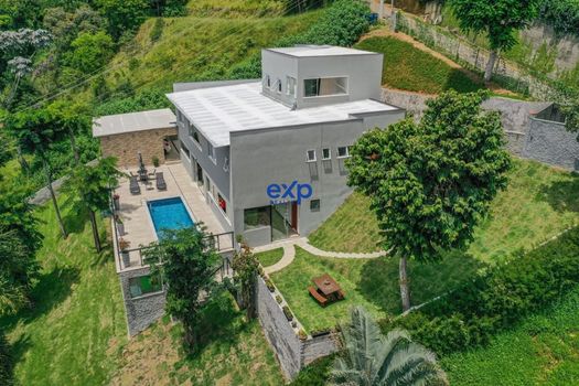 Foto 5 do(a) Casa em Condomínio de 5 quartos à venda em Itaipava, Petrópolis