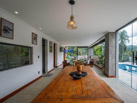 Foto 48 do(a) Casa em Condomínio de 5 quartos à venda em Itaipava, Petrópolis