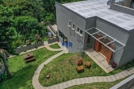 Foto 4 do(a) Casa em Condomínio de 5 quartos à venda em Itaipava, Petrópolis