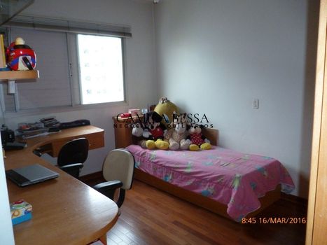 Foto 11 do(a) Apartamento de 4 quartos à venda em Indianópolis, São Paulo