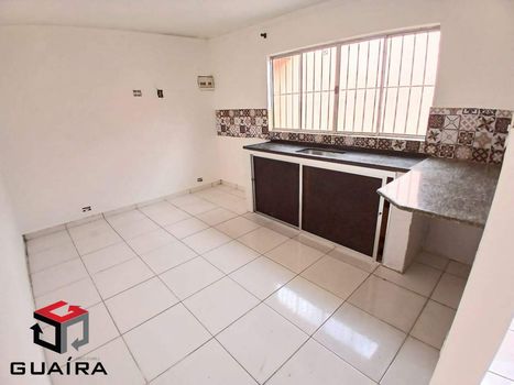 Foto 3 do(a) Casa de 3 quartos à venda em Vila Palmares, Santo André
