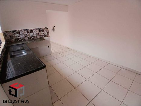 Foto 4 do(a) Casa de 3 quartos à venda em Vila Palmares, Santo André