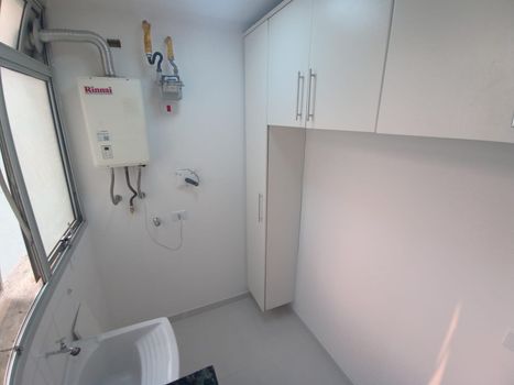 Foto 4 do(a) Apartamento de 3 quartos à venda em Aclimação, São Paulo
