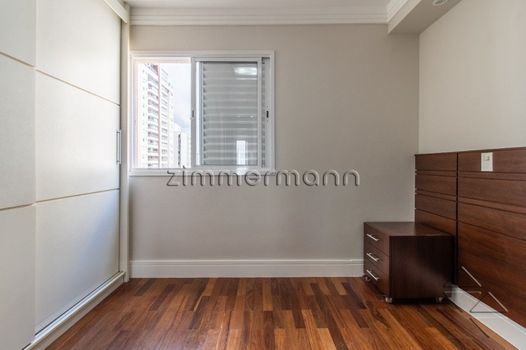 Foto 14 do(a) Apartamento de 3 quartos à venda em Vila Romana, São Paulo