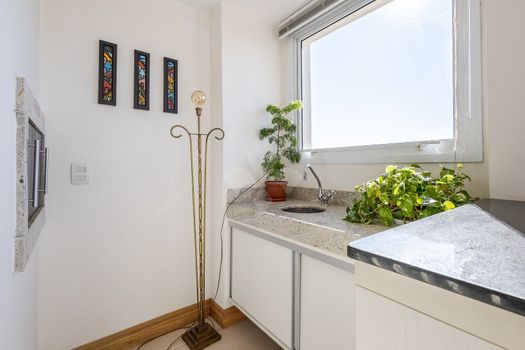 Foto 8 do(a) Apartamento de 3 quartos à venda em Jardim Europa, Porto Alegre