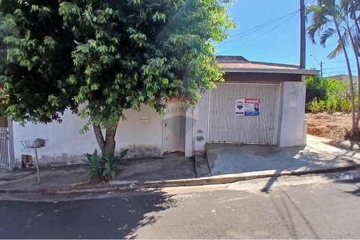 Foto 4 do(a) Casa de 4 quartos à venda em Jardim Tropical, Lins