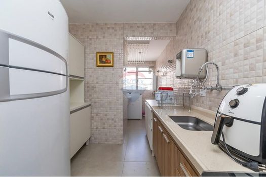 Foto 9 do(a) Apartamento de 2 quartos à venda em Centro Cívico, Curitiba