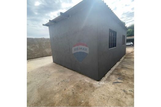 Foto 8 do(a) Casa de 3 quartos à venda em Conjunto Habitacional Francisco José de Oliveira Ratto, Lins