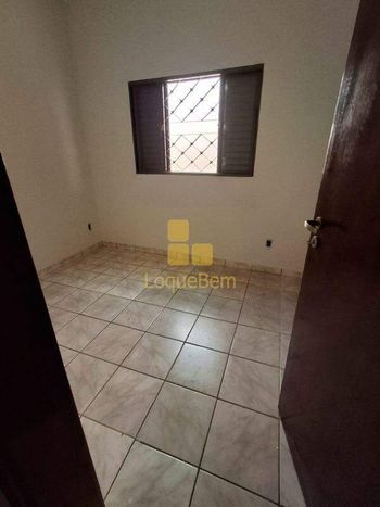 Foto 5 do(a) Casa de 3 quartos à venda em Vila Virgínia, Ribeirão Preto