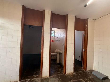 Foto 3 do(a) Casa de 3 quartos à venda em Jardim Canadá, Ribeirão Preto