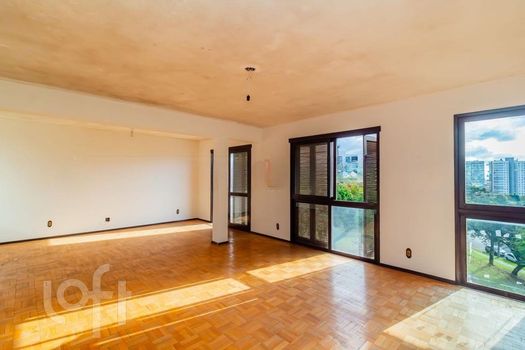 Foto 1 do(a) Apartamento de 3 quartos à venda em Jardim Europa, Porto Alegre