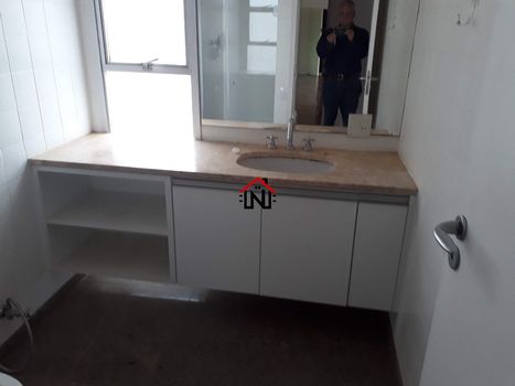 Foto 14 do(a) Apartamento de 3 quartos à venda em Vila Nova Conceição, São Paulo
