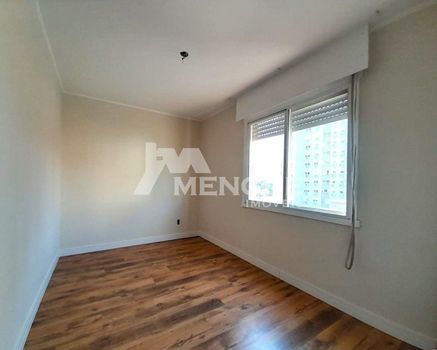 Foto 9 do(a) Apartamento de 2 quartos à venda em Jardim Lindóia, Porto Alegre