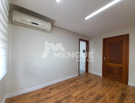 Foto 11 do(a) Apartamento de 2 quartos à venda em Jardim Lindóia, Porto Alegre