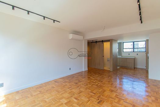 Foto 2 do(a) Apartamento de 3 quartos à venda em Vila Nova Conceição, São Paulo