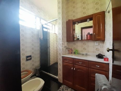 Foto 19 do(a) Casa de 3 quartos à venda em Jardim Isabel, Porto Alegre