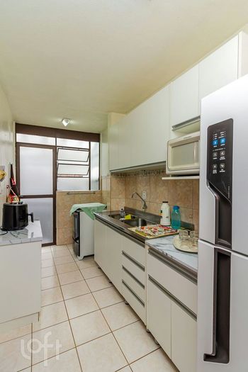 Foto 21 do(a) Apartamento de 3 quartos à venda em Vila Ipiranga, Porto Alegre