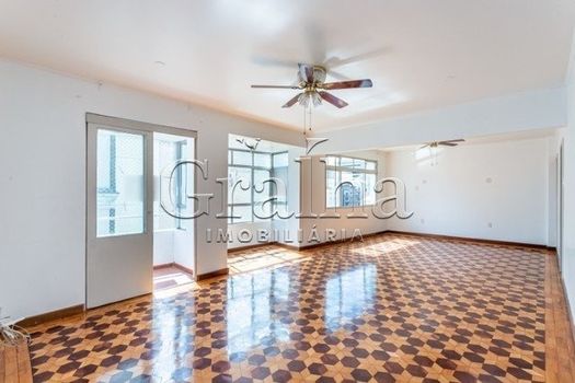 Foto 5 do(a) Apartamento de 4 quartos à venda em Centro Histórico, Porto Alegre