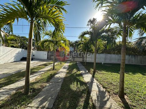 Foto 50 do(a) Casa de 7 quartos à venda em Centro, Cabo Frio