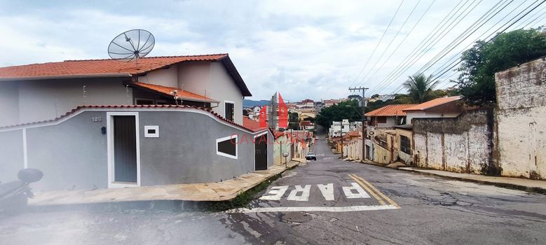 Foto 2 do(a) Casa de 3 quartos à venda em Parque Boa Vista, Varginha