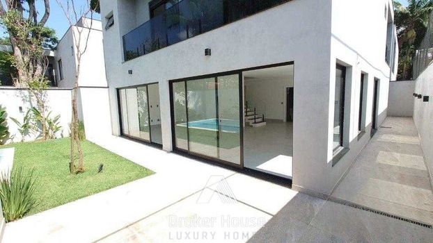 Foto 9 do(a) Casa em Condomínio de 4 quartos à venda em Jardim Petrópolis, São Paulo